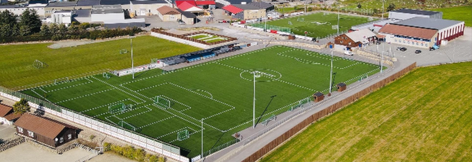 Fotballkamper 16. mai